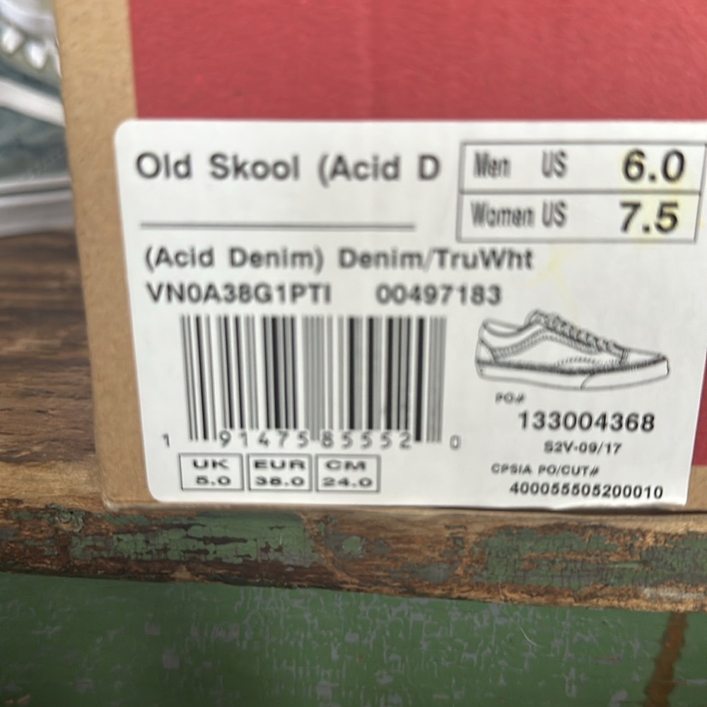 NIB VANS Old Skool Acid Denim (Denim/TruWht) - Picture 7 of 7